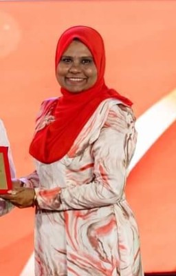 މަޖީދިއްޔާ ސްކޫލްގެ ޕްރިންސިޕަލާއި ޑެޕިއުޓީ ވަކިކުރަން އެދި ޕެޓިޝަނެއް!