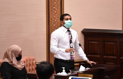 ގަލޮޅު ދަނޑު ތަރައްގީކުރުމުގެ މައްސަލައިގައި މަޚްލޫފާ ސުވާލުކުރަނީ