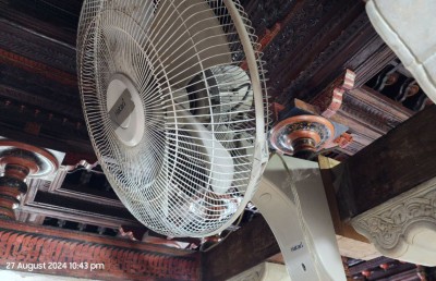 އީދު މިސްކިތް މަރާމާތަށް ބަންދުކޮށްފައި ވަނިކޮށް ވެސް ވައްކަން ކޮށްފި