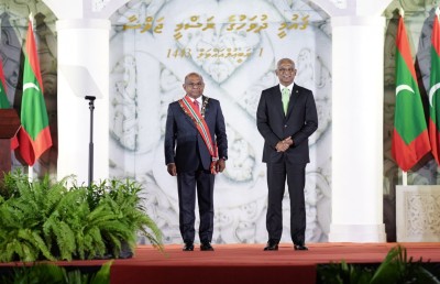 ޝާހިދަށް ނިޝާން އިއްޒުއްދީނުގެ އިއްޒަތުގެ ވެރިކަމުގެ ލަގަބު