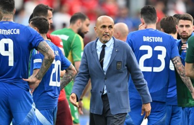 މުޅިން އާ ޓީމެއް ބިނާކުރާނަން: އިޓަލީ ކޯޗު