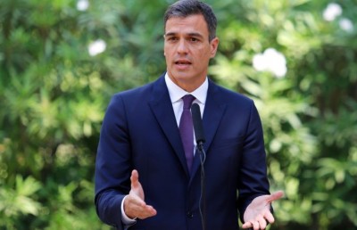 ބޯހިޔާވަހި ކަމަށް ސްޕެއިންގެ ޒުވާނުންނަށް މަހަކު 290 ޑޮލަރުގެ ބޯނަހެއް