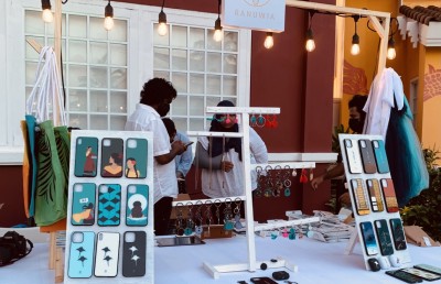 ކްރޮސްރޯޑްސް ސްޓްރީޓް މާކެޓް: ކުދި ވިޔަފާރިތަކަށް ބޮޑު ފުރުސަތެއް