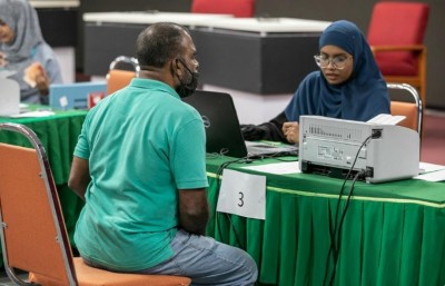 މާލެއިން ޒަކާތުގެ ގޮތުގައި މިހާތަނަށް ލިބިފައި ވަނީ އަށް ލައްކަ ރުފިޔާ