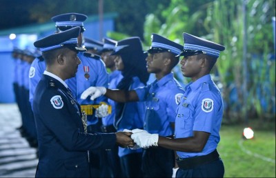 ވަކިކުރަން ނިންމި އޮފިސަރުންގެ ޝަރީއަތް ލައިވްކޮށްދޭން އެދިއްޖެ