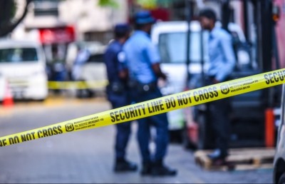 އަތުހަރުގެ ގޮޅީގެ ވީޑިއޯ: އުފެދުނީ ފުލުހުން އަމަލުކުރި ގޮތާ މެދު ސުވާލުތަކެއް!