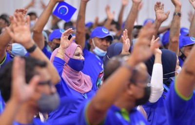 އެމްއެންޕީގެ ނައިބު ރައީސަކަށް ޝިދާތާ، އަންހެނުންގެ ގޮފީގެ ލީޑަރަކަށް ދުންޔާ