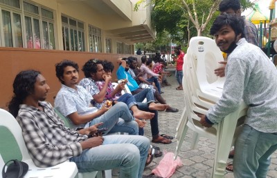 އިތުރަށް ވިއްކާ 1،000 ޓިކެޓު ގަންނަން ފަސް ގަޑިިއިރު ކުރިން ކިއު ހަދައިފި