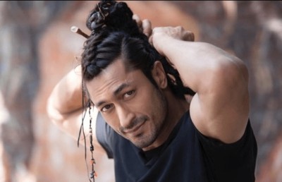 ވިދުޔަތުގެ ކައިވެނީގެ ހަފުލާ ސްކައި ޑައިވިން ހަރަކާތެއްގެ ގޮތުގައި