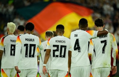 ޖަރުމަނުން އާ ޖީލެއް، ފެށީ އިތުބާރާ އެކު