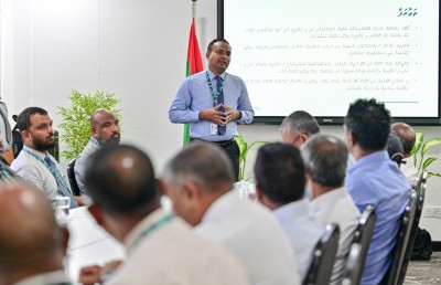 ޕްރޮޖެކްޓްތައް ރާވާފައި ވަނީ ސަރުކާރަށް ބަރޯސާ ނުވެ، އާމްދަނީ އިތުރު ކުރަން: ވަޖީހު