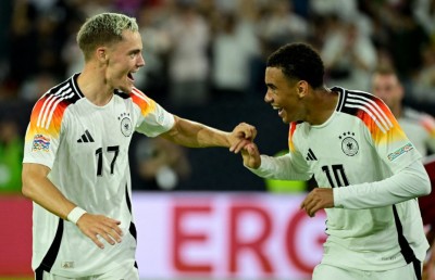 ޖަރުމަނުން އާ ޖީލެއް، ފެށީ އިތުބާރާ އެކު