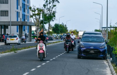 ހުޅުމާލޭގައި ނުރައްކާތެރި އެކްސިޑެންޓެއް ހިނގައި މީހަކަށް ފަރުވާ ދެނީ