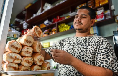 މިއީ ސާފު ބަދިގެއަކުން ކާން ހެދުމަށް އިގުރާރެއް!