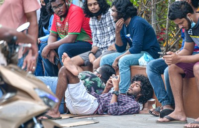 ޓިކެޓް ކިޔުގައި ފޫހިފިލުވުމުގެ ގޮތުން ތާސް ކުޅުމުގައި