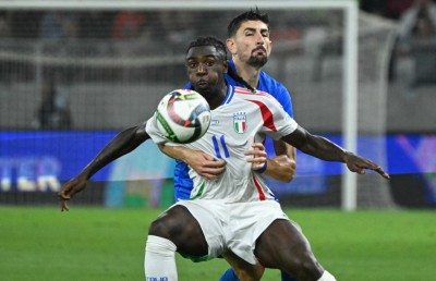 އިޓަލީ އެއް ވަނައިގައި، ފްރާންސަށް ފުރަތަމަ މޮޅު