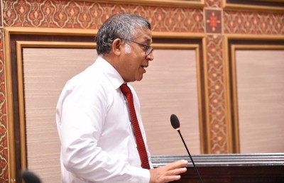 އެހެން ރަށެއްގެ މީހަކަށް ބިން ނުދިނުމުގެ ވިސްނުން ދޫކޮށްލަން ޖެހޭ: އަސްލަމް