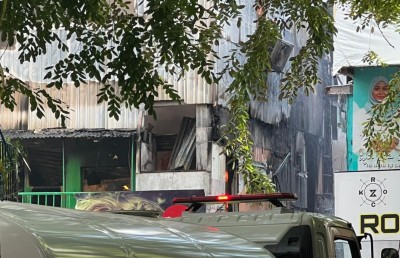 އަލިފާނުގެ ހާދިސާ ހިނގި ކެފޭގެ މަތީގައި 50 ބިދޭސީން ދިރިއުޅޭ