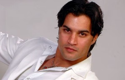 ހިންދީ ޑްރާމާތަކުން މަޝްހޫރުވި ވިކާސް މަރުވެއްޖެ