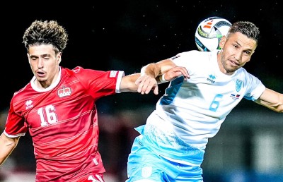 ފުޓްބޯޅައިގެ އެންމެ ބަލި ޓީމު ފުރަތަމަ ފަހަރަށް މެޗަކުން މޮޅުވެއްޖެ