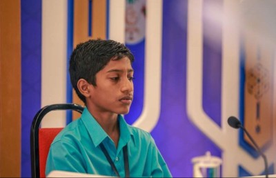 މި ދެމަފިރިންގެ ހުރިހާ ދަރިން ހާފިޒުންނަށް