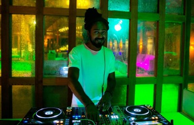 ޓޫރިޒަމުން ޑީޖޭއިންގެ ދަފްތަރެއް ހަދަނީ