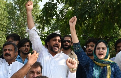 މުޒާހަރާ މަނާކުރާ އާ ގާނޫނުގެ ދަށުން ޕާކިސްތާނުގައި ނުވަ މެންބަރަކު ހައްޔަރުކޮށްފި