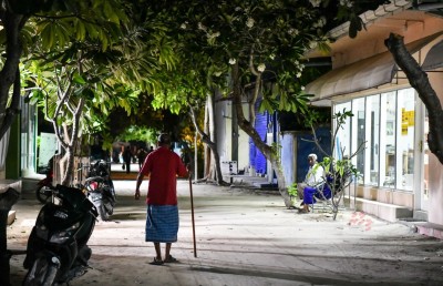 ރަށުން ބޭރު ދެ މީހެއްގެ ސަބަބުން ދަނގެތީގެ ނަން ޚަރާބު!