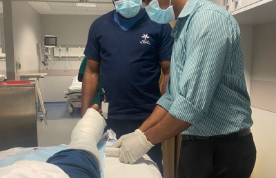 ޒުވާން މަސްވެރިޔާ، ސަފާރީއެއް ސަލާމަތް ކުރަން އުޅެނިކޮށް ފައި ބިނދިއްޖެ