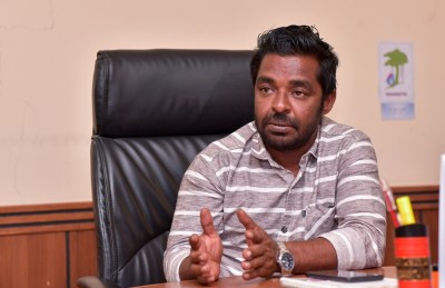 "މަހުމޫދުބެ އަކީ ހިދުމަތްތެރިއެއް، ނެތްތަން ރަށަށް ދައްކާނެ"