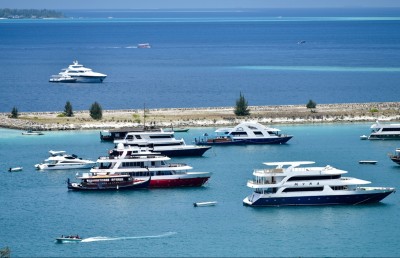 ޒުވާން މަސްވެރިޔާ، ސަފާރީއެއް ސަލާމަތް ކުރަން އުޅެނިކޮށް ފައި ބިނދިއްޖެ