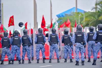 ފިކުރެއްގެ މައްޗަށް ހަނގުރާމައެއް ނުކުރެވޭނެއެވެ.