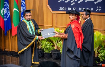 އޮންލައިންކޮށް ކިޔަވާއިރު ކިޔެވުމަށް އިތުރަށް ސަމާލުކަން ދޭންޖެހޭ:  މިނިސްޓަރު