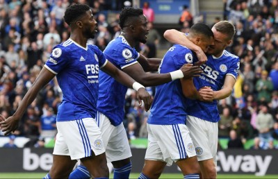 ލެސްޓާ އަތްދަށުވެ ޔުނައިޓެޑުގެ އަވޭ ރެކޯޑް ނިމުމަކަށް