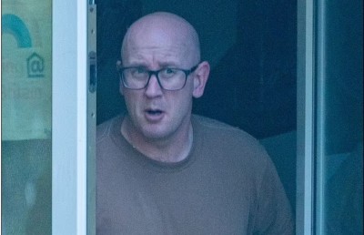 ކޭކް ޕެކެޓްތަކަށް ހަމައަގު ނުދިނުމުން ފުލުހަކު ވަޒީފާ އިން ވަކިކޮށްފި