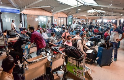 6،000 އަށް ވުރެ ގިނަ ޓޫރިސްޓުންނާ އެކު އާ ރެކޯޑެއް