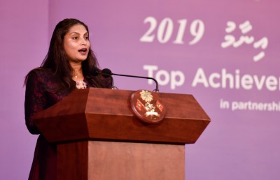 އެންމެ ހުނަރުވެރި ކުދިންގެ ކިބައިން މިނިސްޓަރު އެދިވަޑައިގަތީ ޓީޗަރުންނަށް ވުމަށް