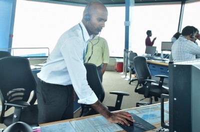 އެއާ ޓްރެފިކް ކޮންޓްރޯލަރުން ޕެޓިޝަނެއް ހުށަހަޅައިފި