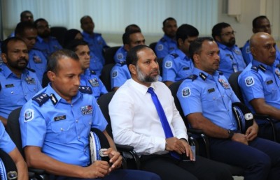 ފުލުހުންނަށް ޒިންމާވާނީ ހޯމް މިނިސްޓަރު ކަމަށް ވަނީ ކަނޑައަޅާފައި