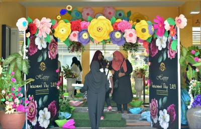 ޓީޗަރުންގެ ދުވަސް ފާހަގަކުރަން ބެލެނިވެރިންގެ އަތުން ފައިސާ ނުނަގަން އަންގައިފި