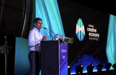 އޮންލައިންކޮށް ތަކެތި އުފައްދައިގެން ވިއްކާ 400 ވިޔަފާރި އެބައޮތް: ސައީދު