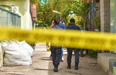 މަހުމޫދުގެ މަރުގެ ތުހުމަތު އާންމުން ކުރި ދެ މީހުން ދޫކޮށްލައިފި