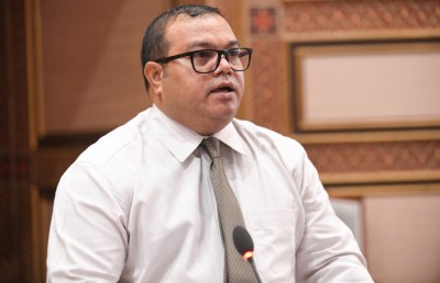 ވިޕްލައިނާ ޚިލާފުވިވި ފަސް މެމްބަރަކަށް ފިޔަވަޅު އަޅައިފި