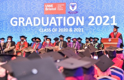 ވިލާ ކޮލެޖުގެ ޔޫވީގެ ޕްރޮގްރާމްތައް 600 އަށް ވުރެ ގިނަ ދަރިވަރުން ފުރިހަމަކޮށްފި