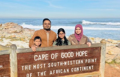 ޑރ. އިސްނީން: ގޮހޮރުގެ ފުރަތަމަ ދިވެހި ޑޮކްޓަރު