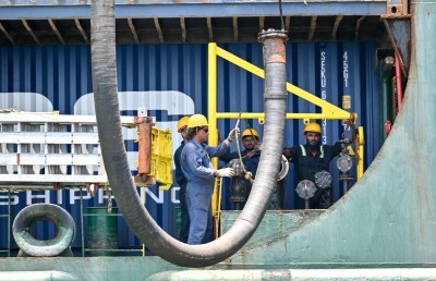 ބޯޓުތަކަށް ރަނގަޅު އަގެއްގައި ތެޔޮ ފޯރުކޮށްދެވޭނެ: ވިޓޯލް