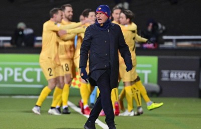 ނޯވޭގެ ޗެމްޕިއަން ބޯޑޯ/ގިލްމްޓް އަތުން މޮރީނިއޯގެ ރޯމާ އަށް ލަދުވެތި ބައްޔެއް