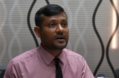 ނާޒިމްގެ ތަހުގީގު ފަށައިގަނެ، ޕާސްޕޯޓު ހިފަހައްޓައިފި