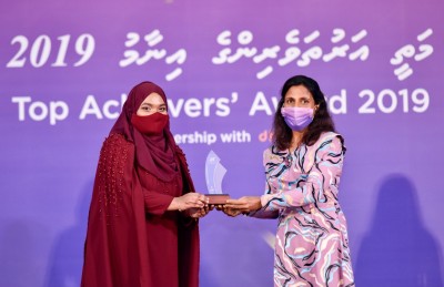 އައްޑޫ ހައި ސްކޫލު: އޭ ލެވެލްގައި ވަރުގަދަ ބްރޭންޑަކަށް!