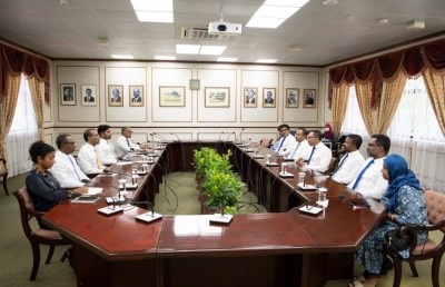 ޕާޓީތަކާ މަޝްވަރާކުރީ ގާނޫނުއަސާސީއަށް ބަދަލުތައް ގެންނަން މީހުން އެދޭތީ: ނަޝީދު